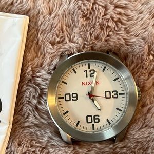 Nixon watch. Stainless steel. Canvas band. 46mm